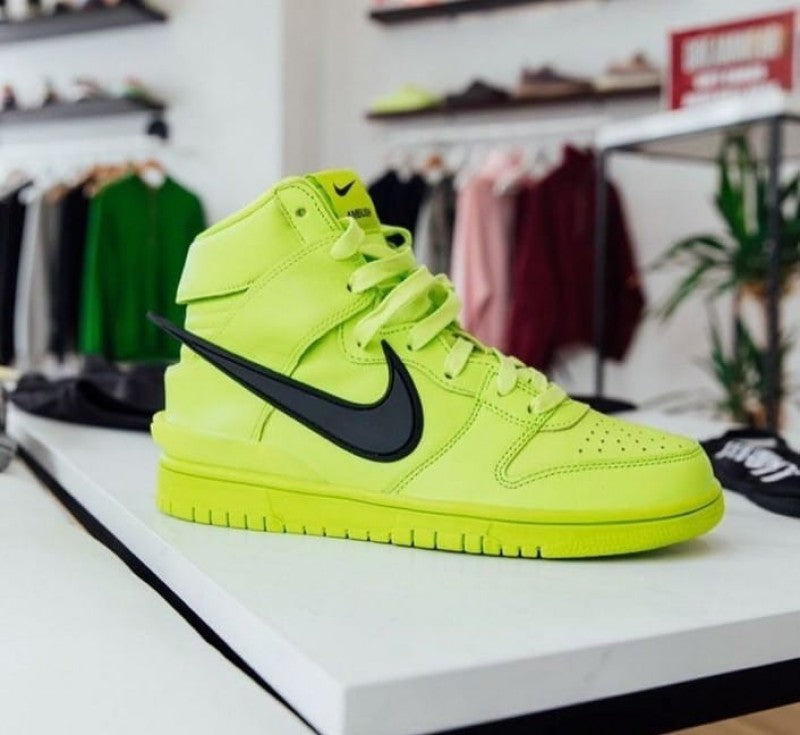 Nike Dunk High X Ambush FLASH LIME
