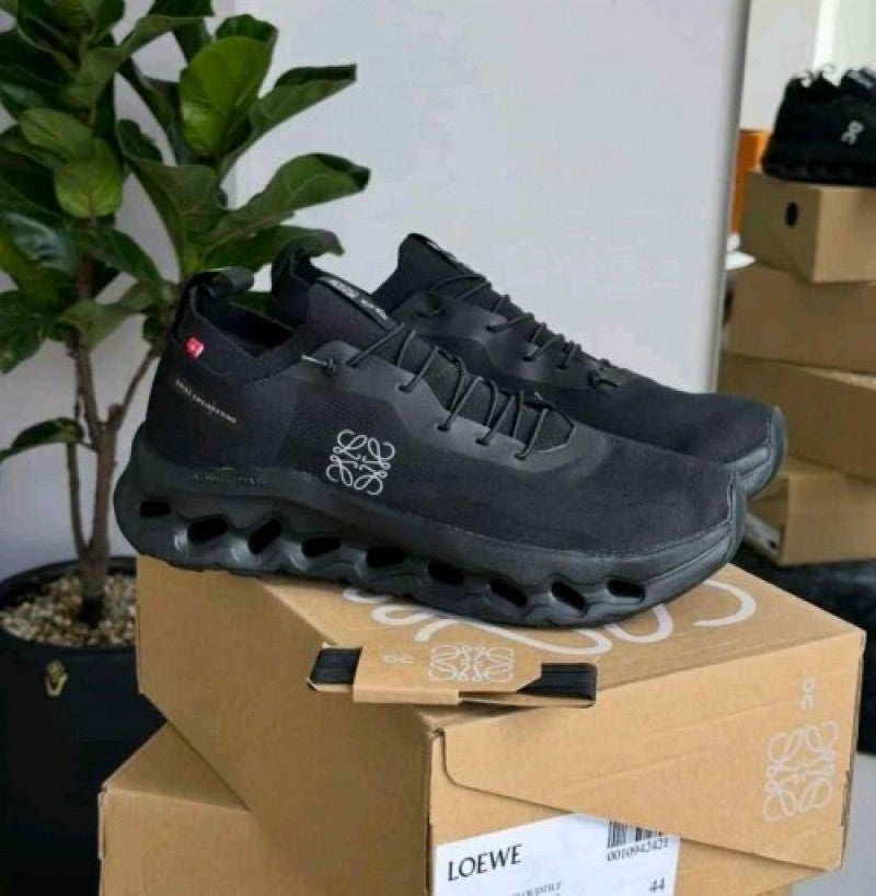 On Cloud Loewee X Tilt 2 0 TRIPLE BLACK