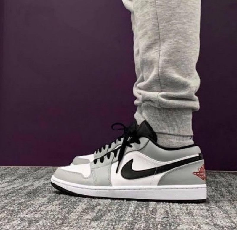 NIKE AIR JORDAN 1 LOW LIGHT SMOKE GREY