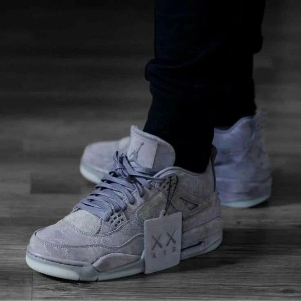 Nike Air Jordan Retro 4 KAWS (SEMI UA)