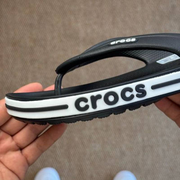 Crocs-Baya-Band-Slide-Black