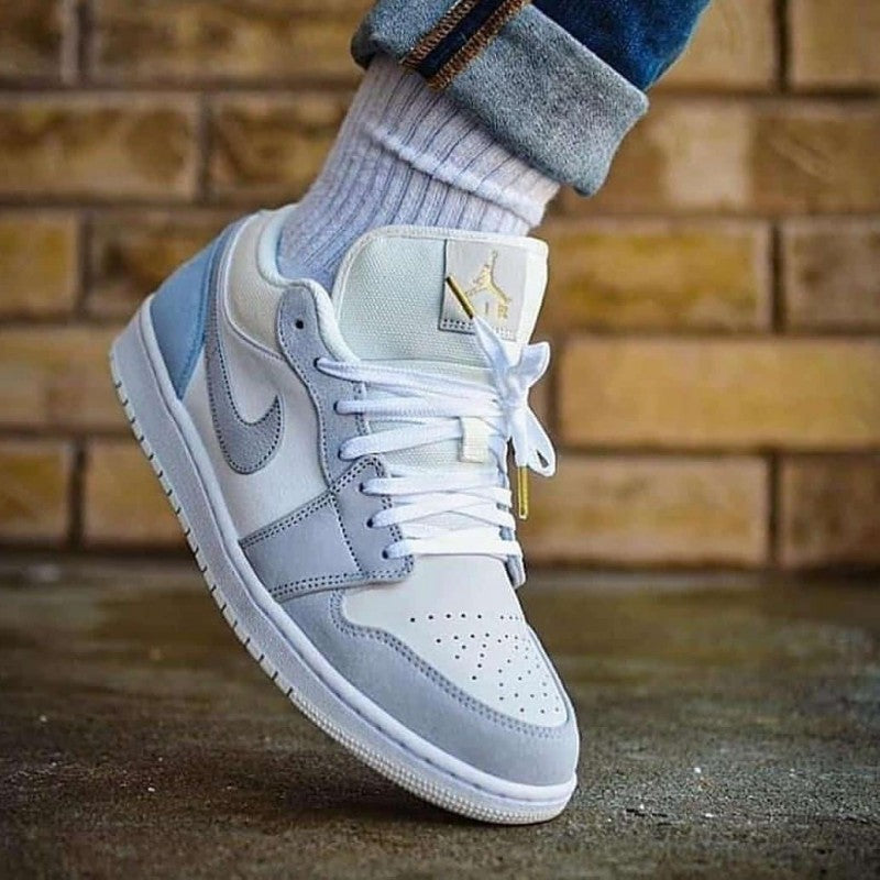 Nike Air Jordan Retro 1 Low PARIS