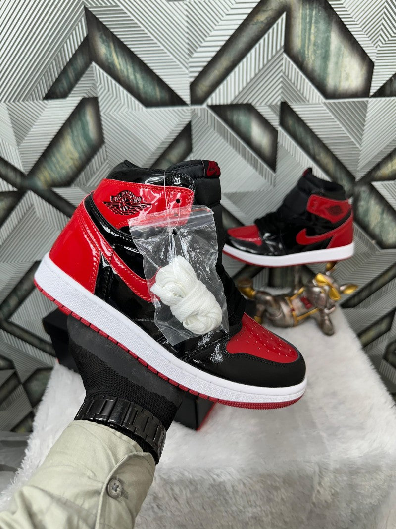Nike Jordan 1 Retro High BRED PATES