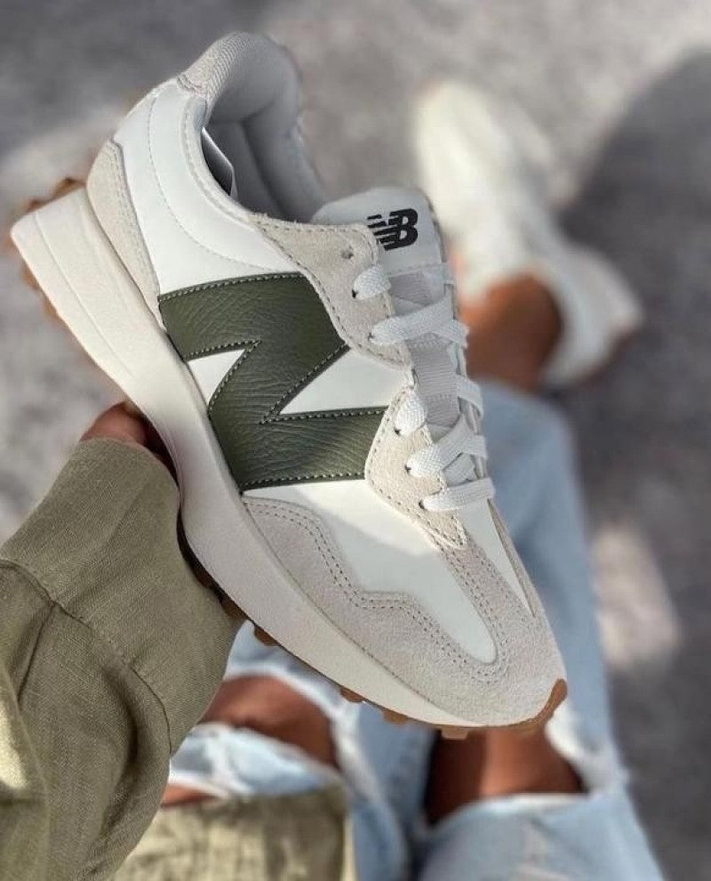 New Balance 327 Moonbeam OAK LEAF GREEN