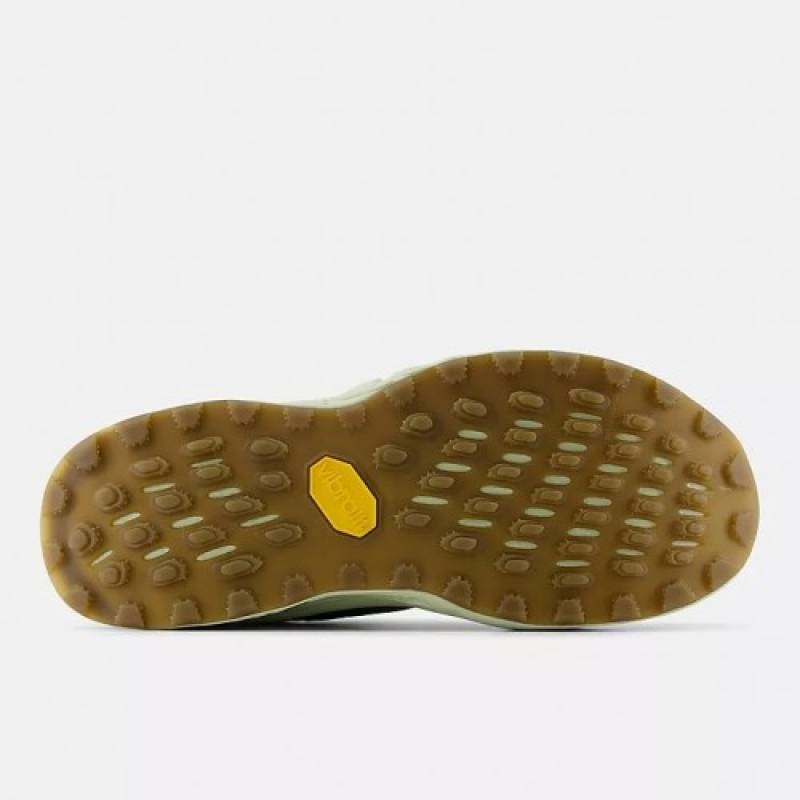 New-Balance-Fresh-Foam-X-Hierro-v8 sale