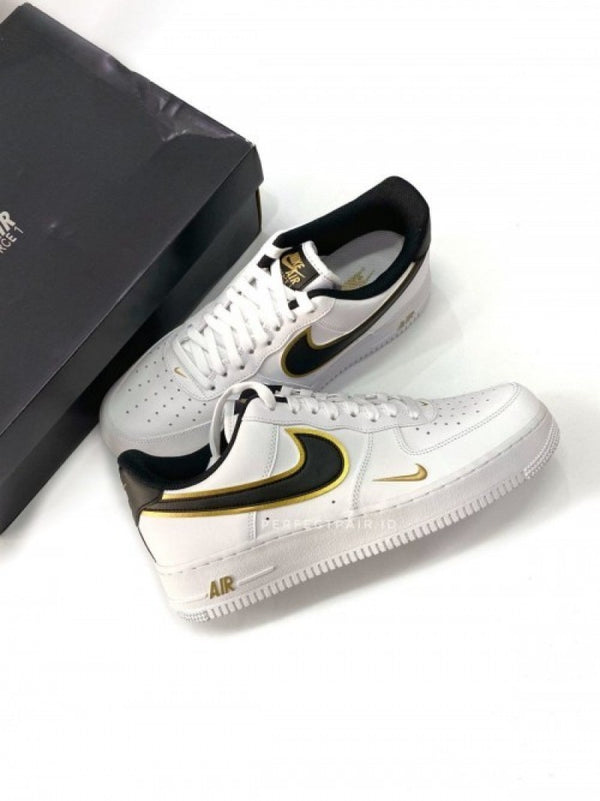 Nike Airforce 1 Low 07 LV8 Double Swoosh WHITE METALLIC GOLD