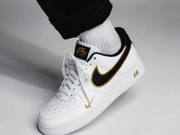 Nike Airforce 1 Low 07 LV8 Double Swoosh WHITE METALLIC GOLD