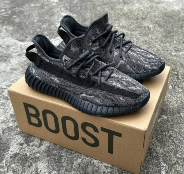 Adida_s yeezy 350 v2 dark salt semi ua