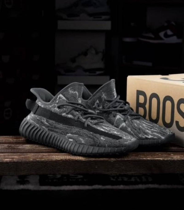 Adida_s yeezy 350 v2 dark salt semi ua