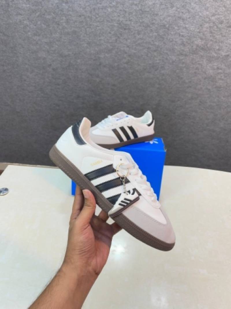 Adidas-Samba-White-Black-Men-Sneakers-FiXx