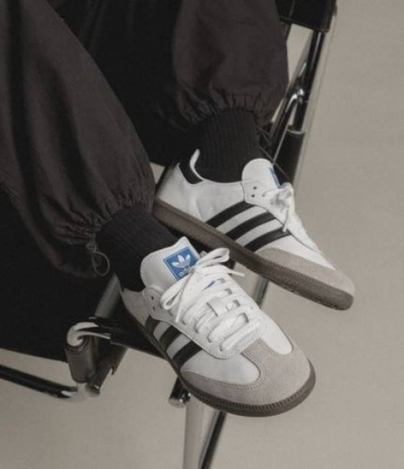Adidas-Samba-White-Black-Men-Sneakers-FiXx