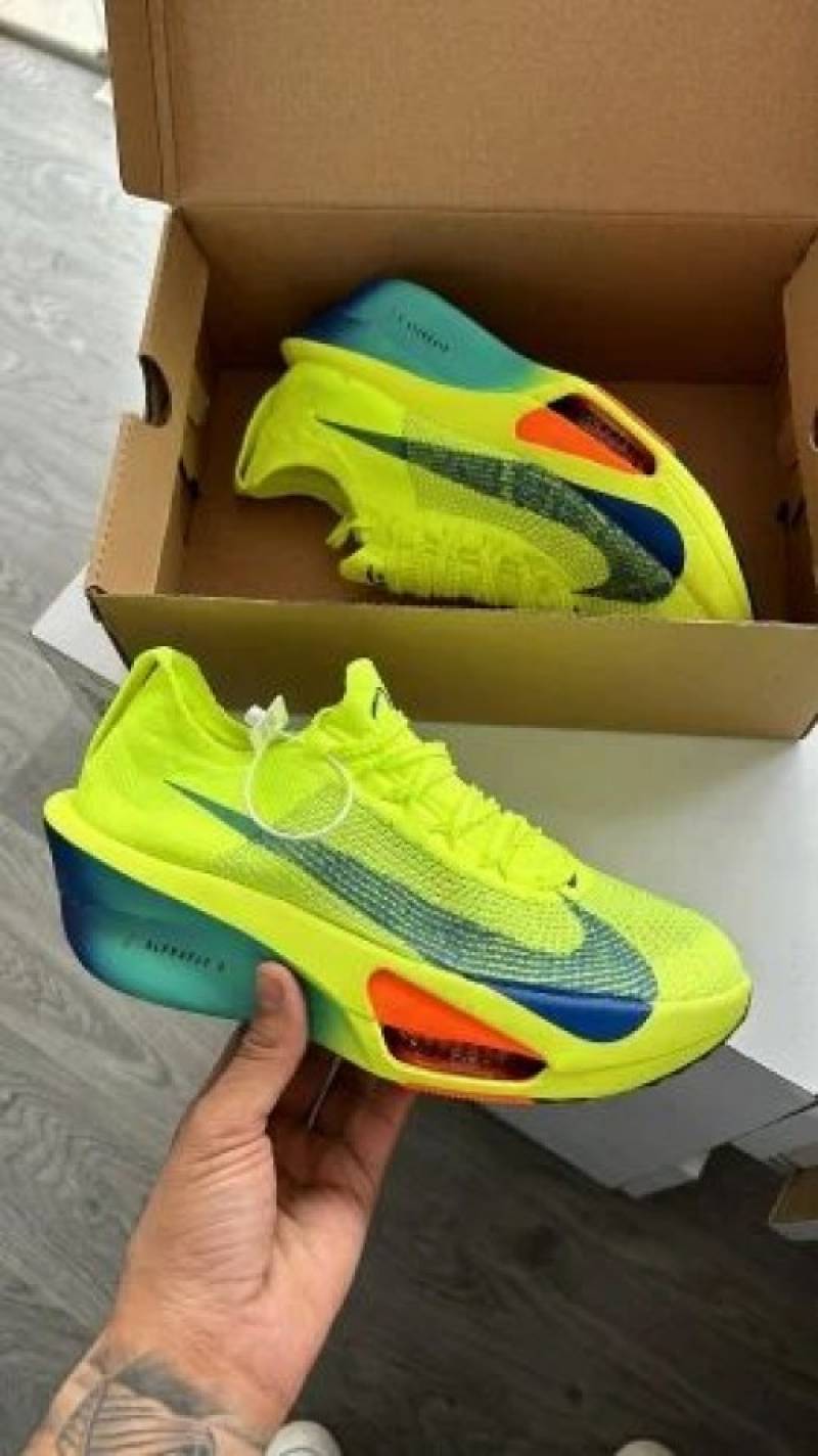 Alphafly 3 prototype running green shoes FIX