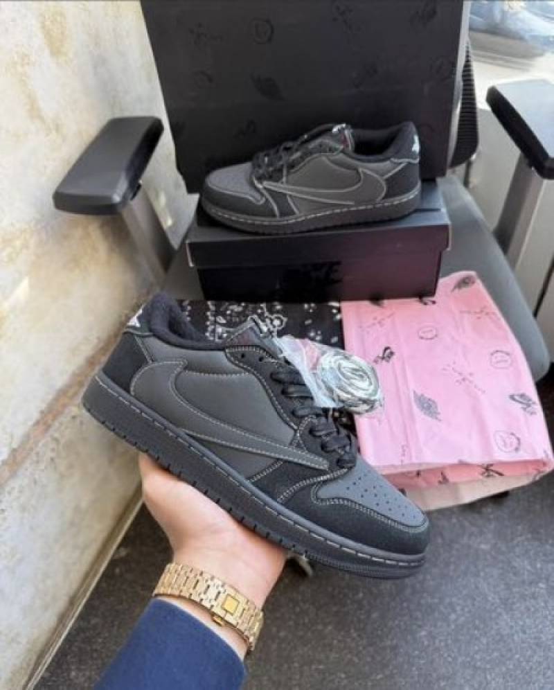 NIKE AIR JORDAN 1 LOW X TRAVIS SCOTT PHANTOM SEMI UA