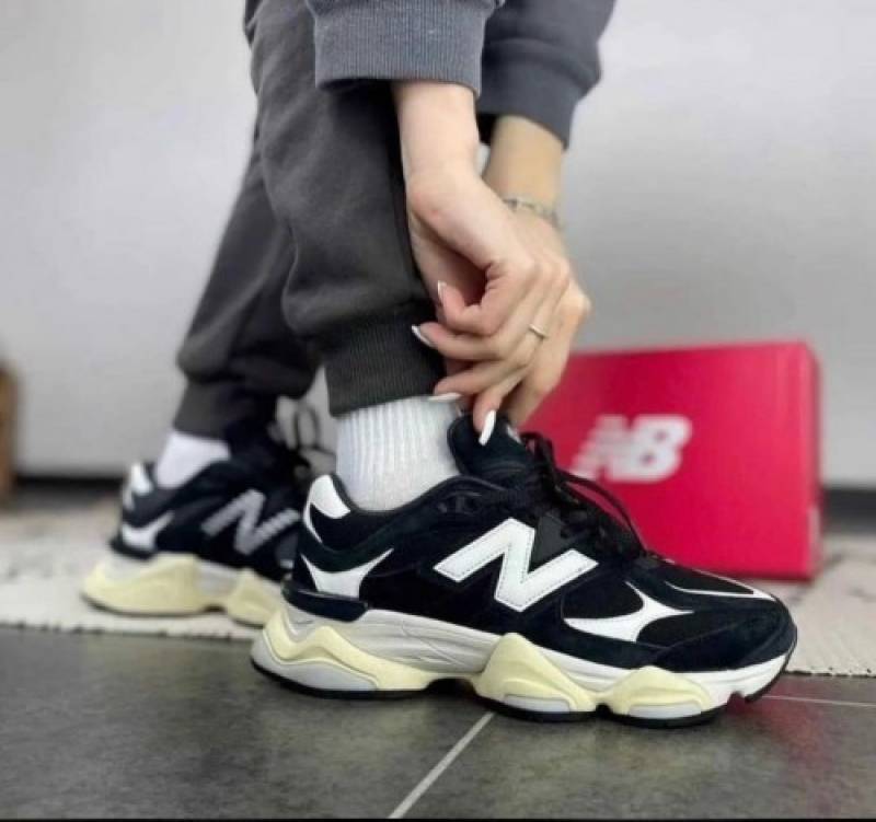 Neww balance 9060 black white