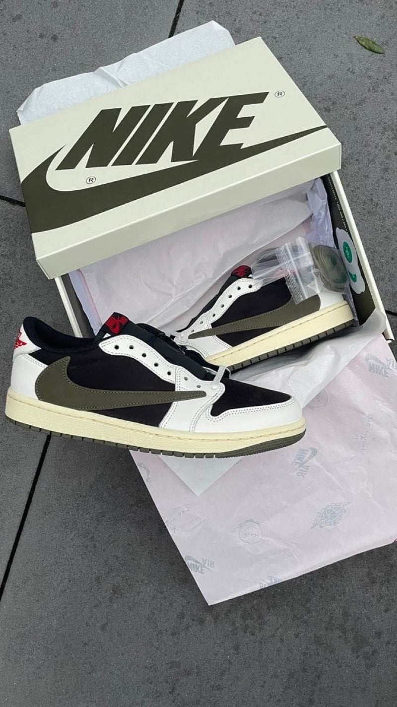 Nike Air Jordan Retro 1 Low X Travis Scott OLIVE With Extra Laces And OG BOX (SEMI UA)
