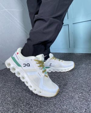 On Cloud Runner 2 Undyed Green