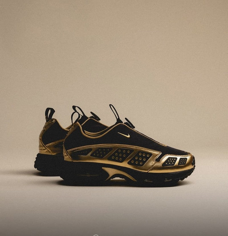 Nike Airmax SNDR BLACK METALLIC GOLD