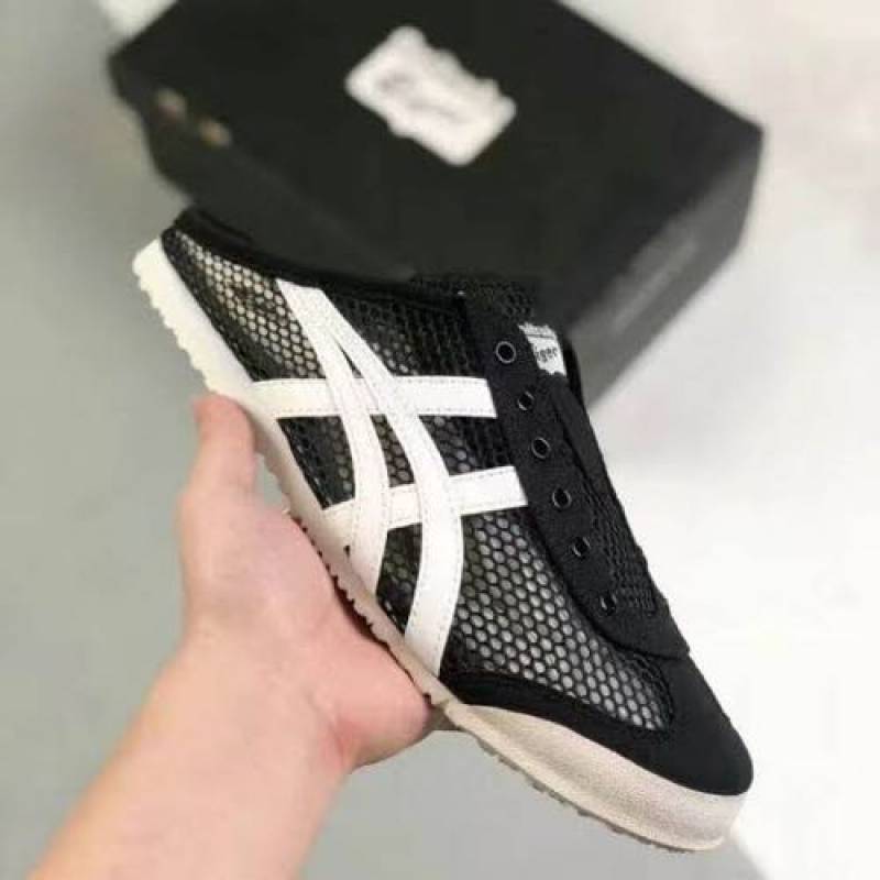 Onitsuka tiger black white slipon sabot