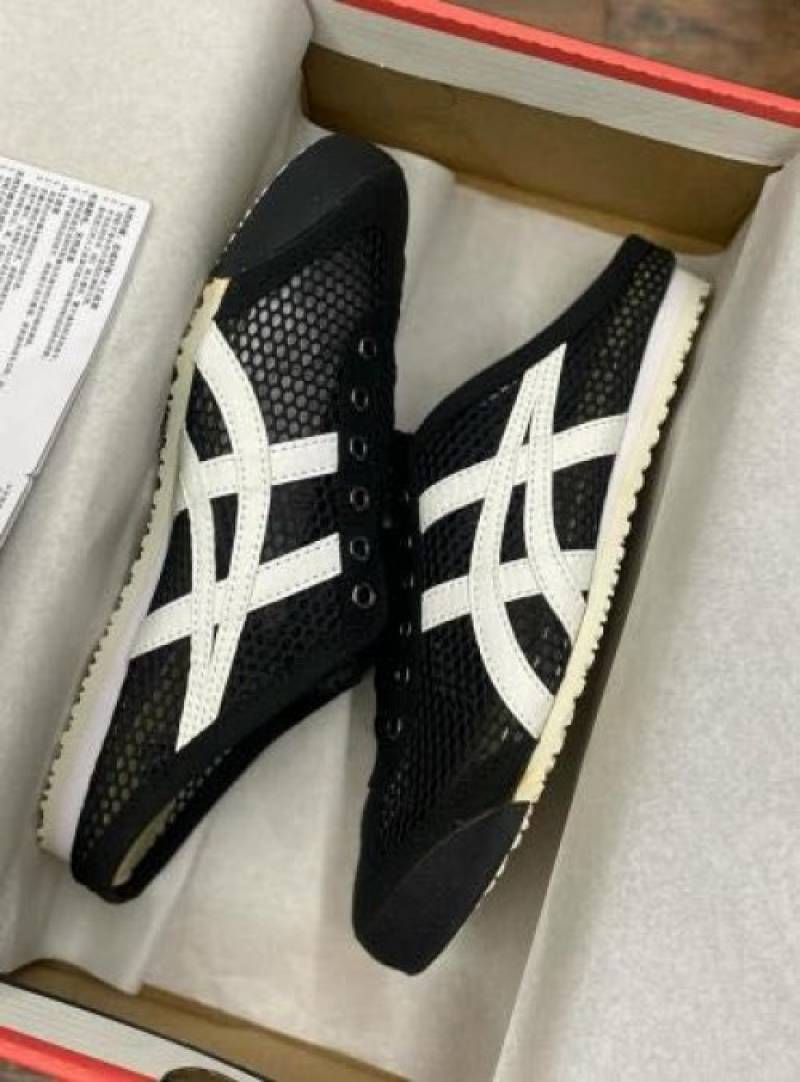 Onitsuka tiger black white slipon sabot
