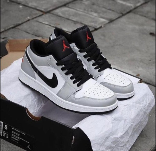 Nike Air Jordan Retro 1 LOW SMOKE