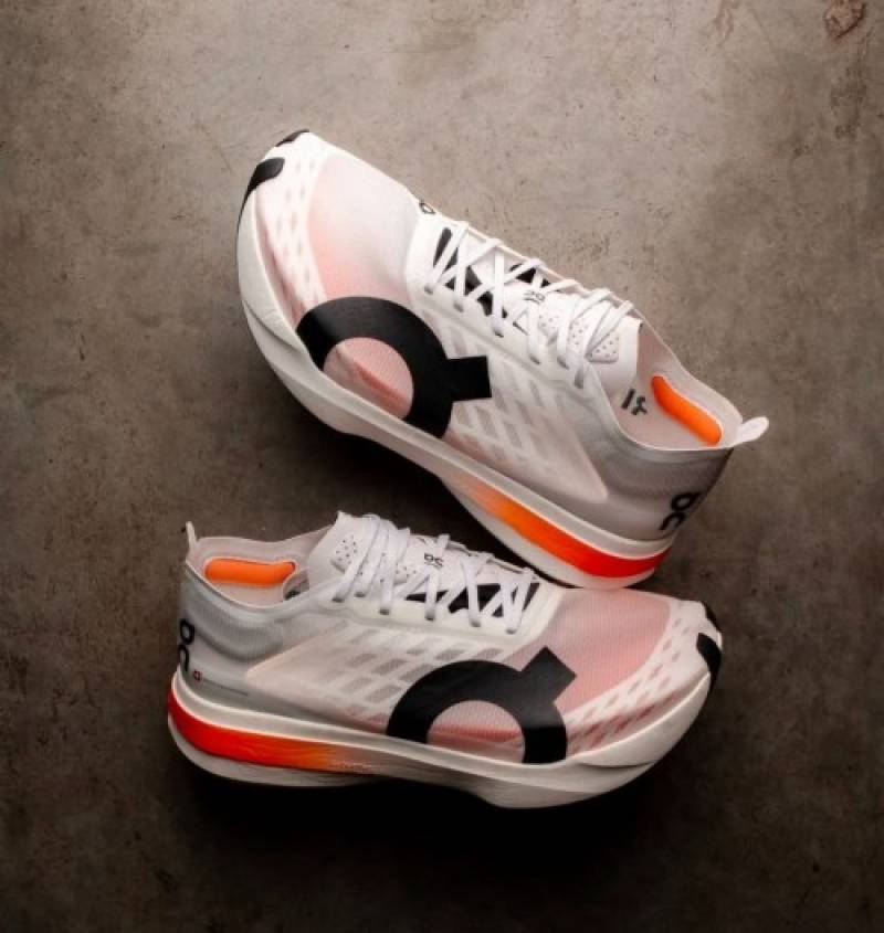 ON RUNNING CLOUD BOOM WHITE with cloud e...xtra insole