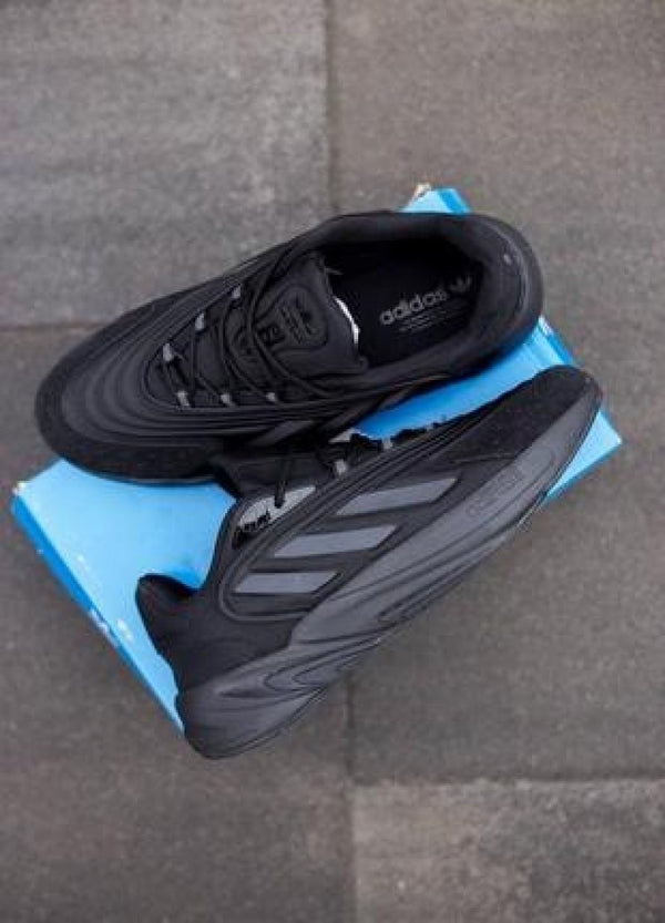 Adidas Ozelia CORE BLACK