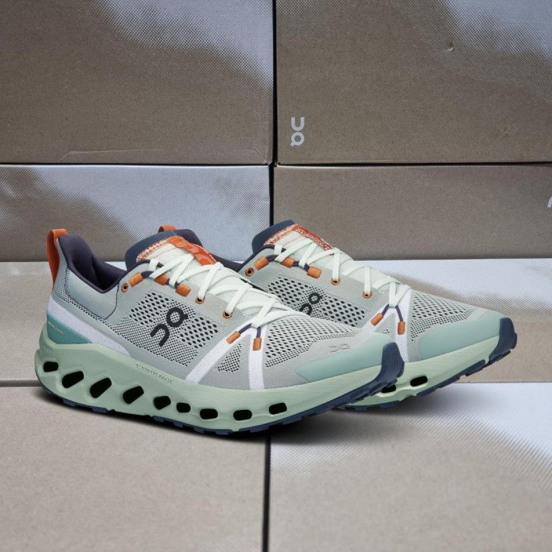 On Cloud Running Surfer Trail Aloe Mineral