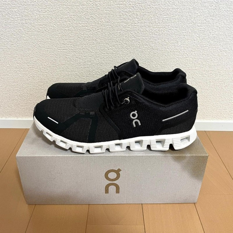 On Cloud 5 NOVA BLACK WHITE