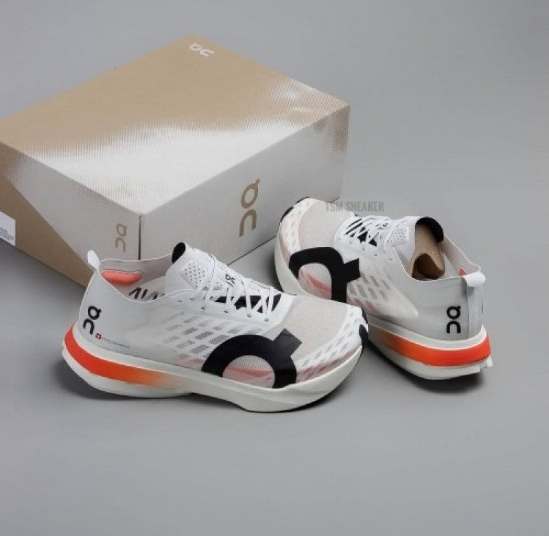 On Cloud Boom Strike WHITE FLAME