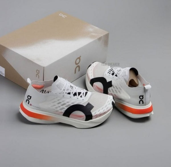 On Cloud Boom Strike WHITE FLAME
