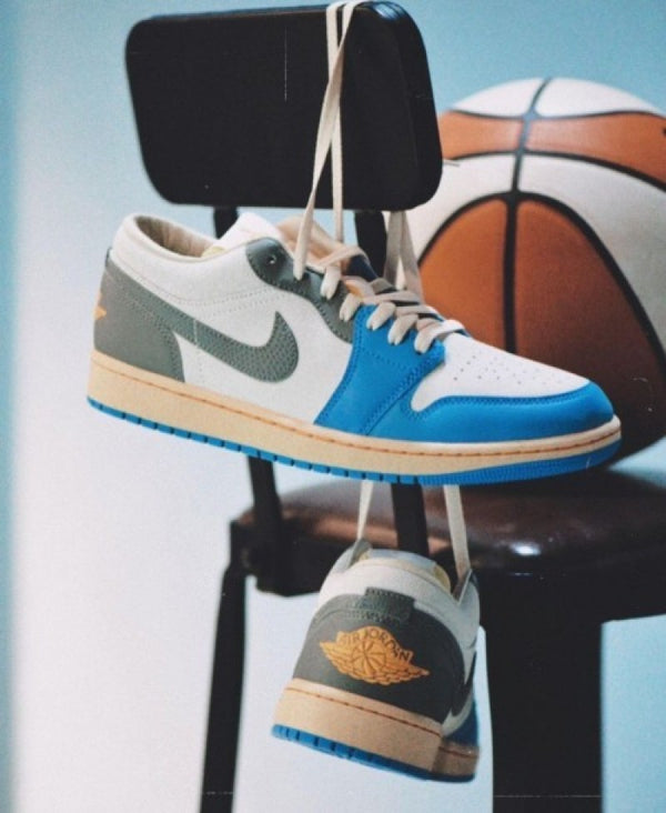 Nike Air Jordan 1 Low SE TOKYO VINTAGE
