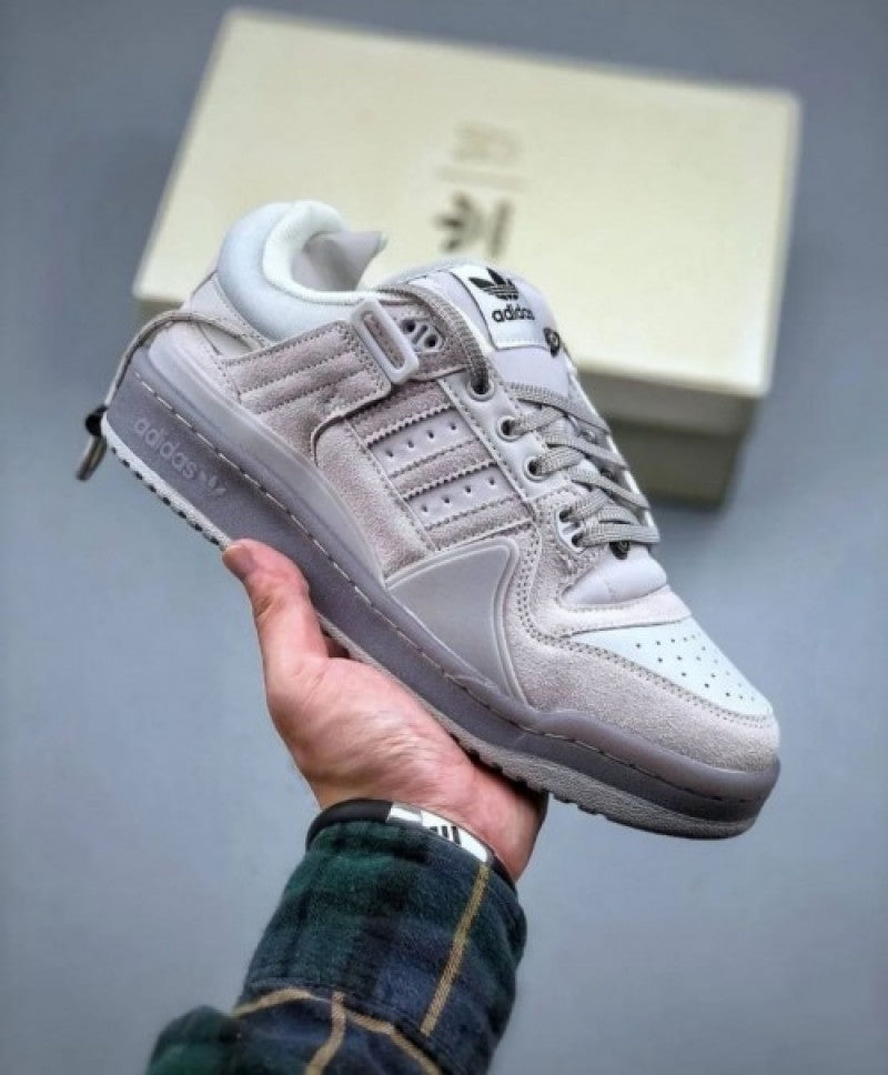 S bad bunny grey
