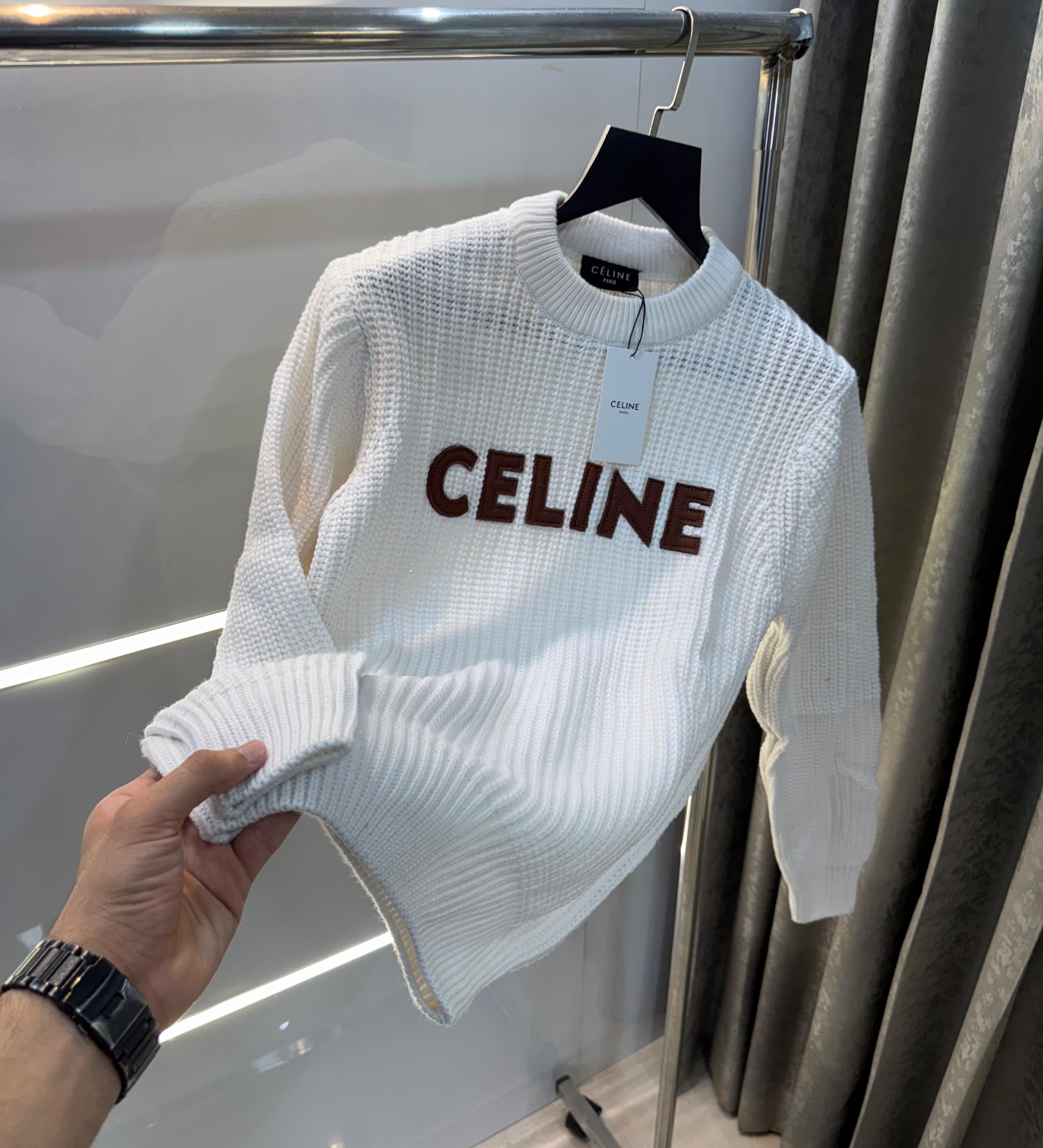 Celin e Wahit  Knitted Premium Pull Over Main image