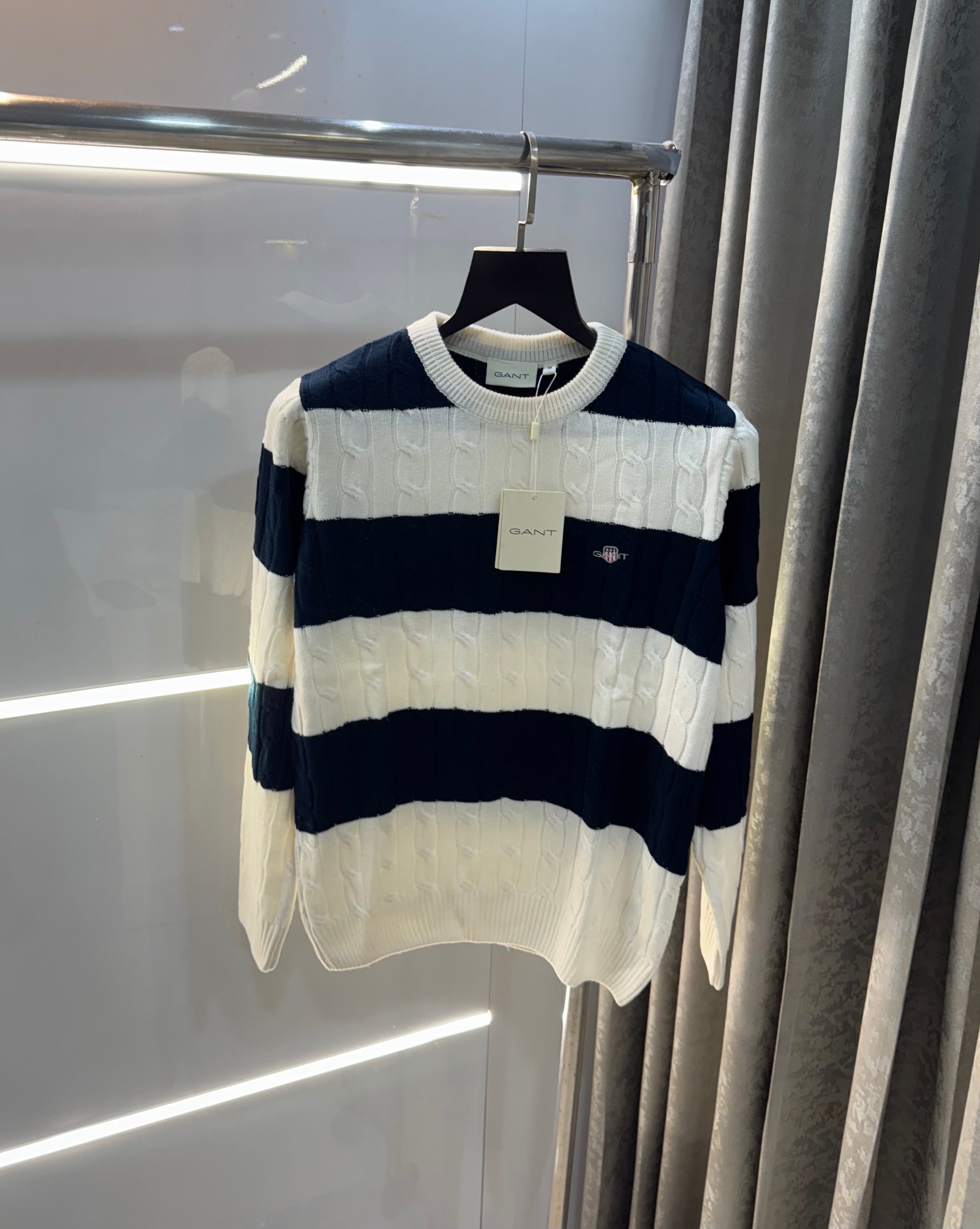 Gant Black Logo Work Imported Knitted Pull Over