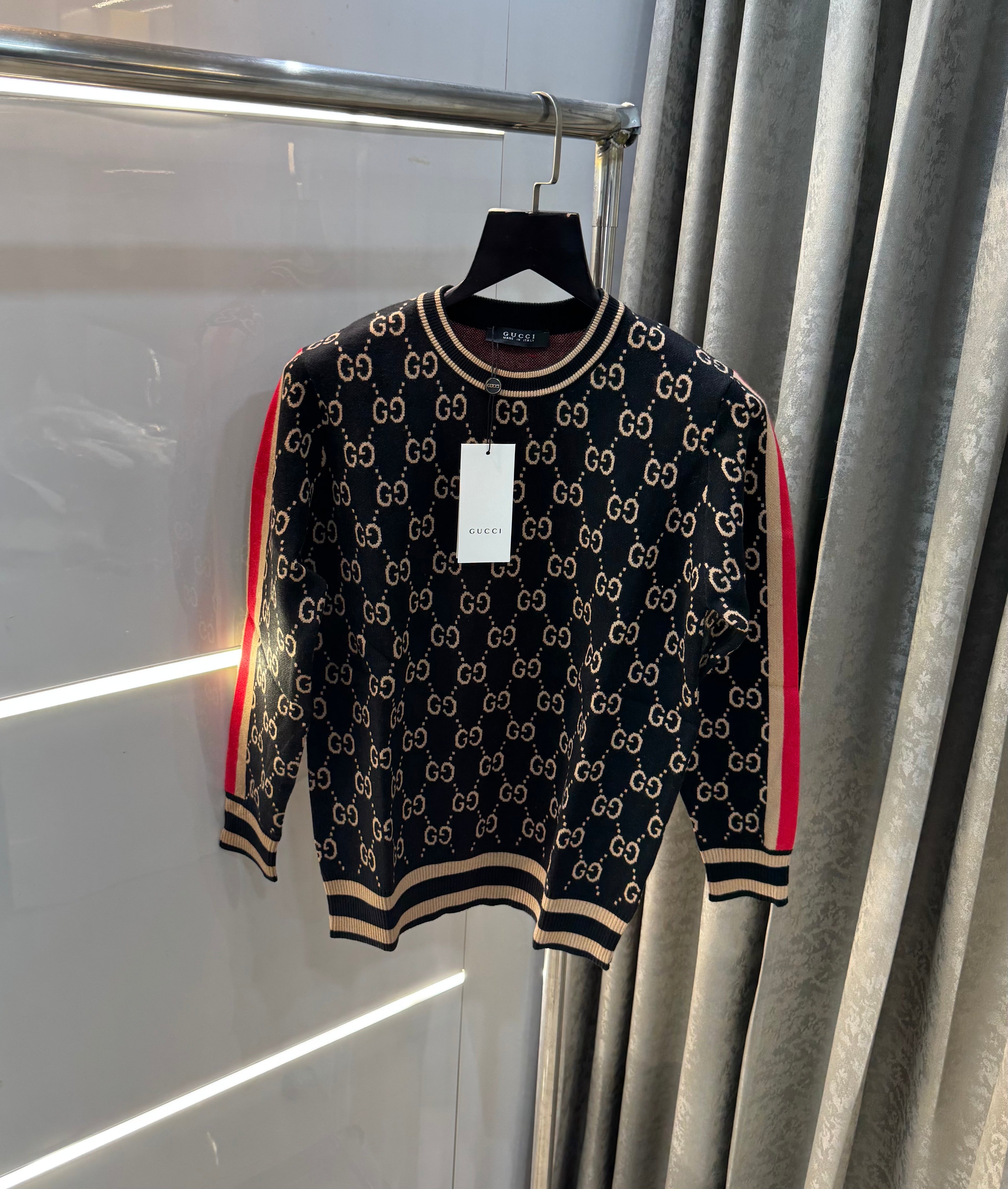Gucc i Black Designer Imported Knitted Pull Over Secondary image