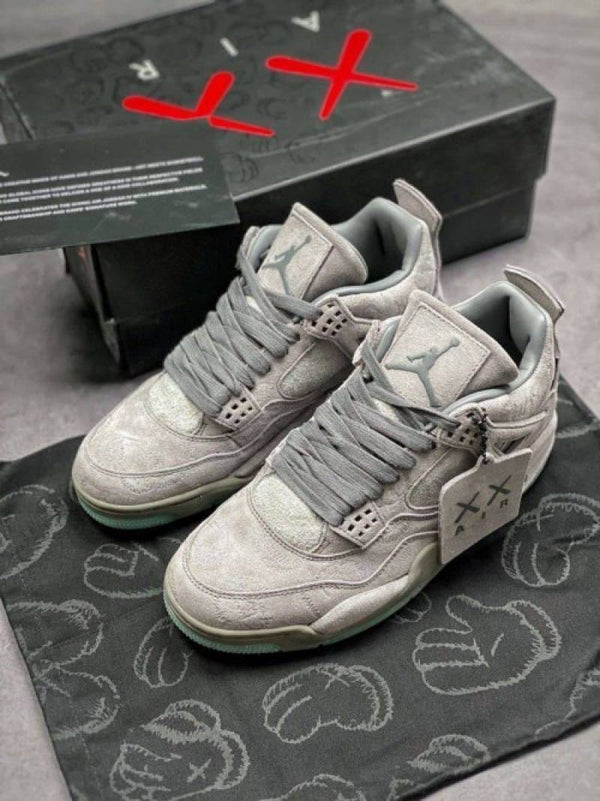 Jordan Retro 4 Kaws Cool Grey Glow In Dark Semi UA