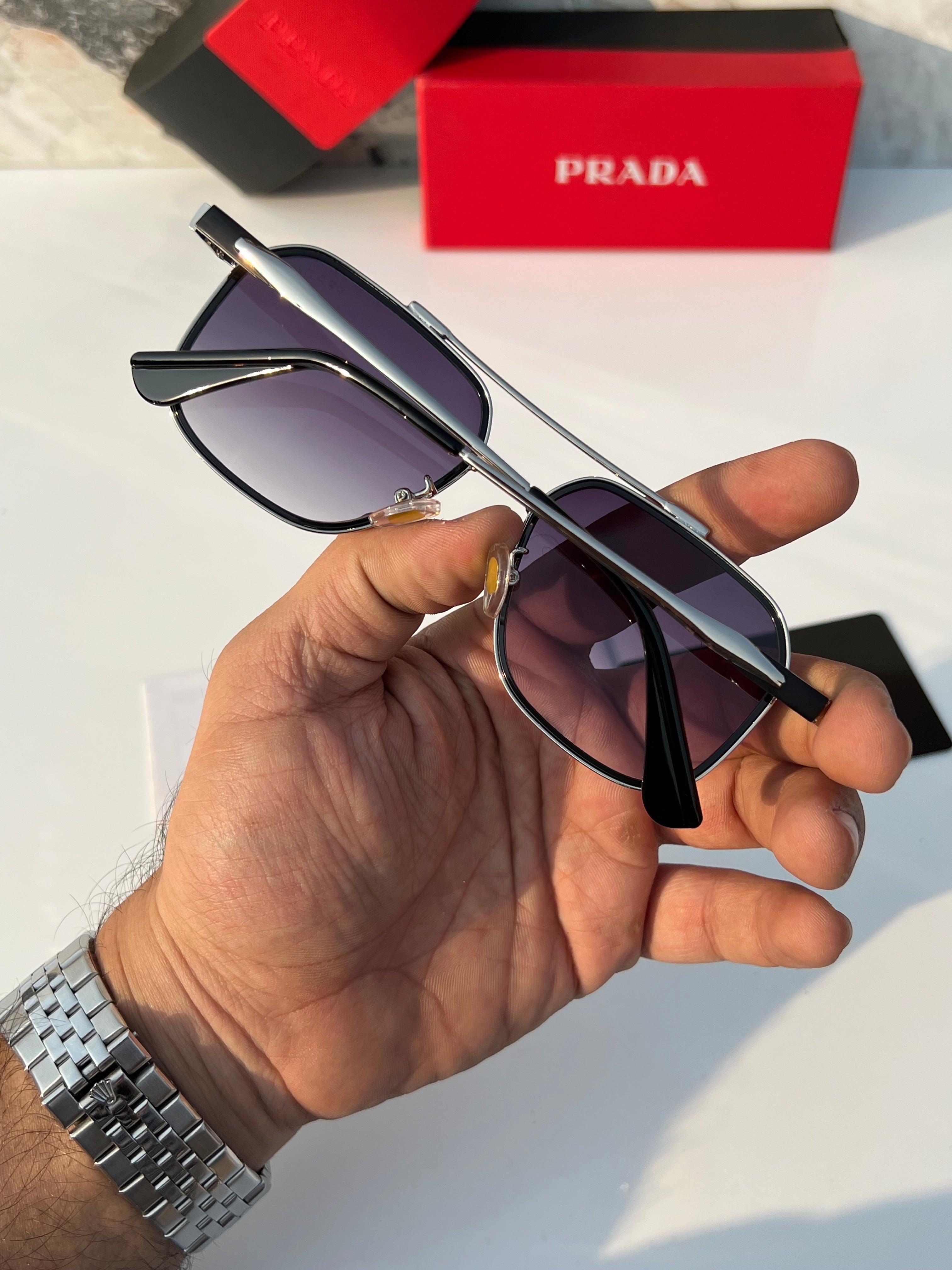 Pr_adA_2579_silver_black