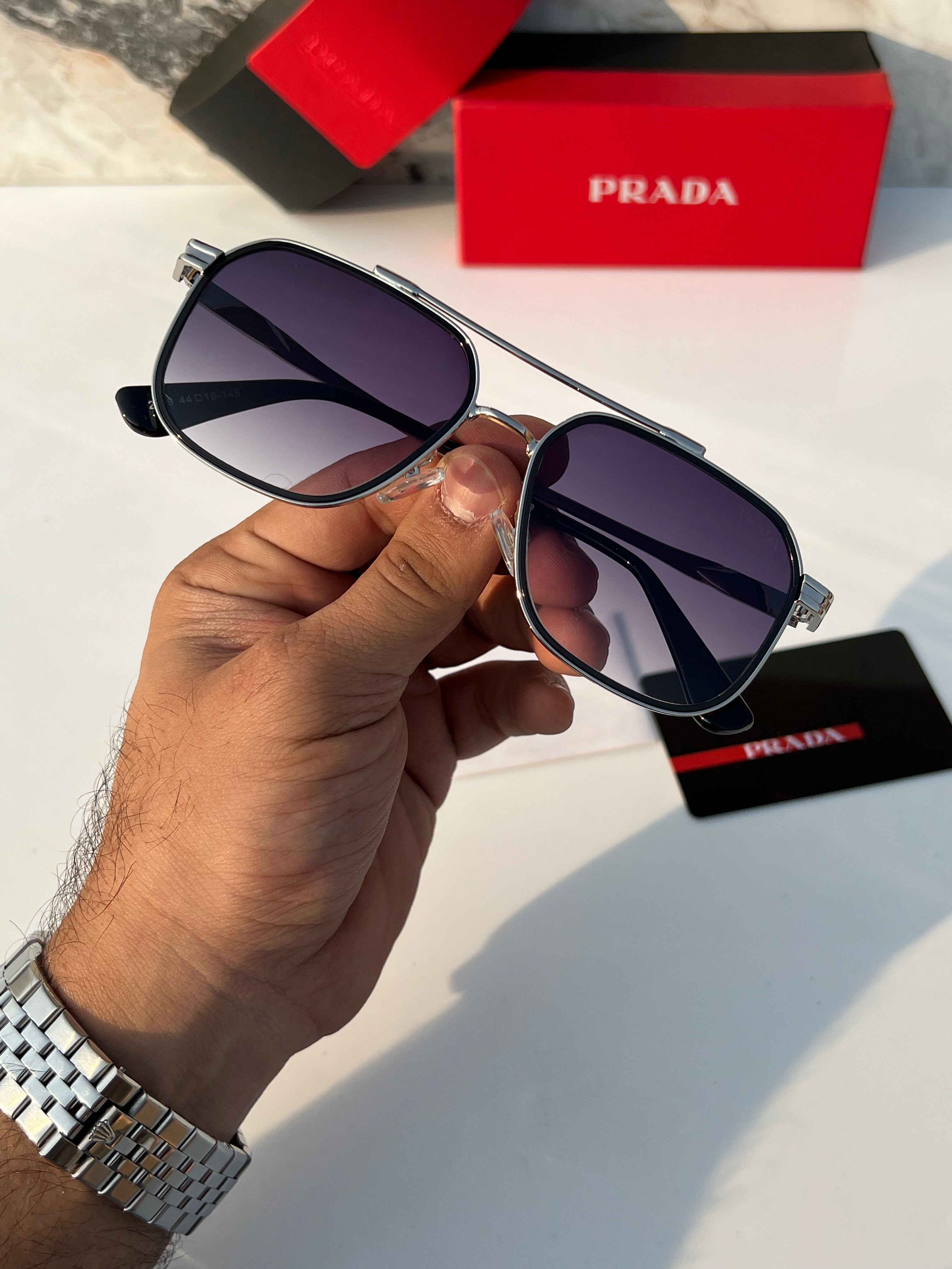 Pr_adA_2579_silver_black