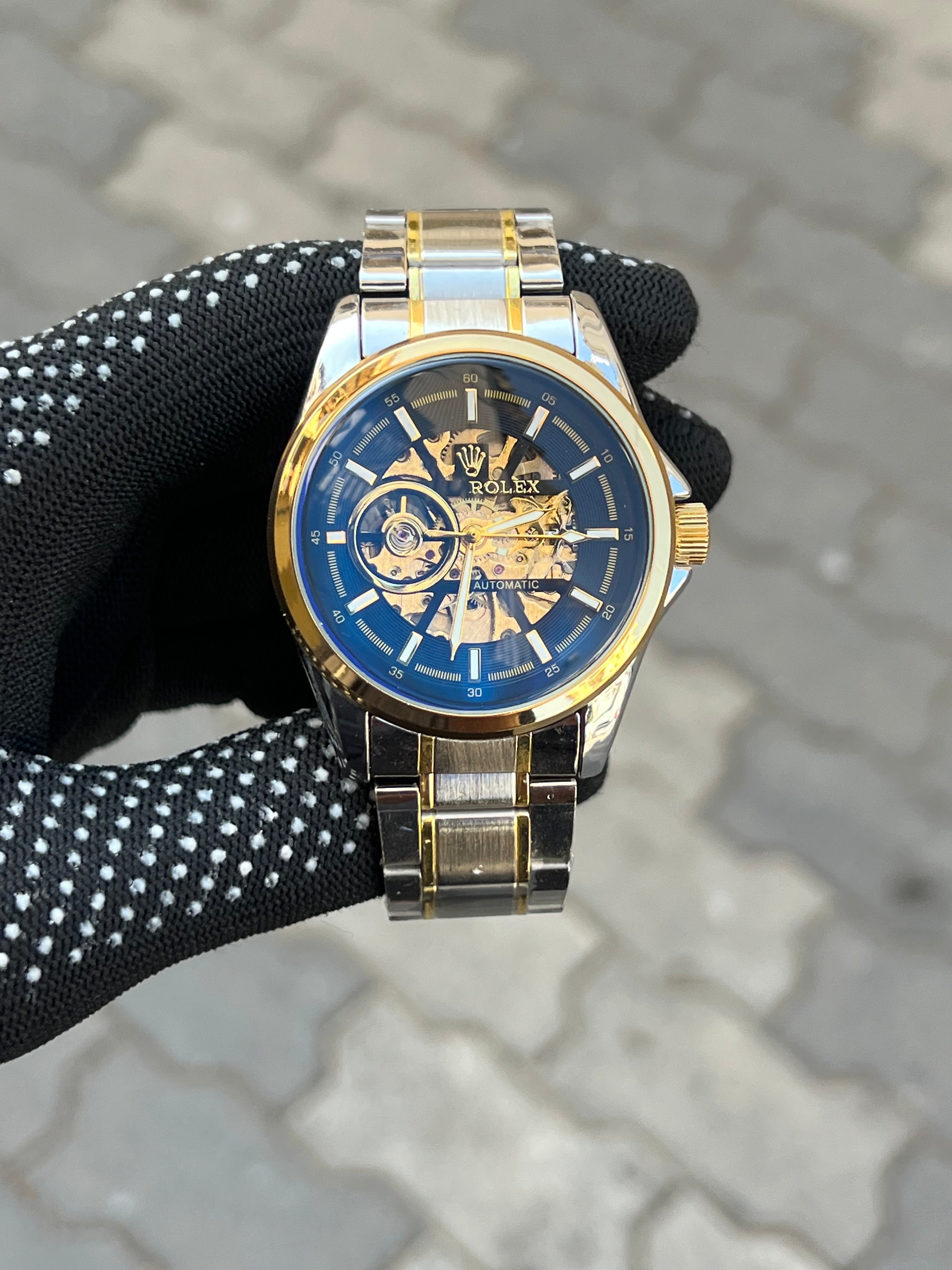 Role_X Automatic Two Tone
