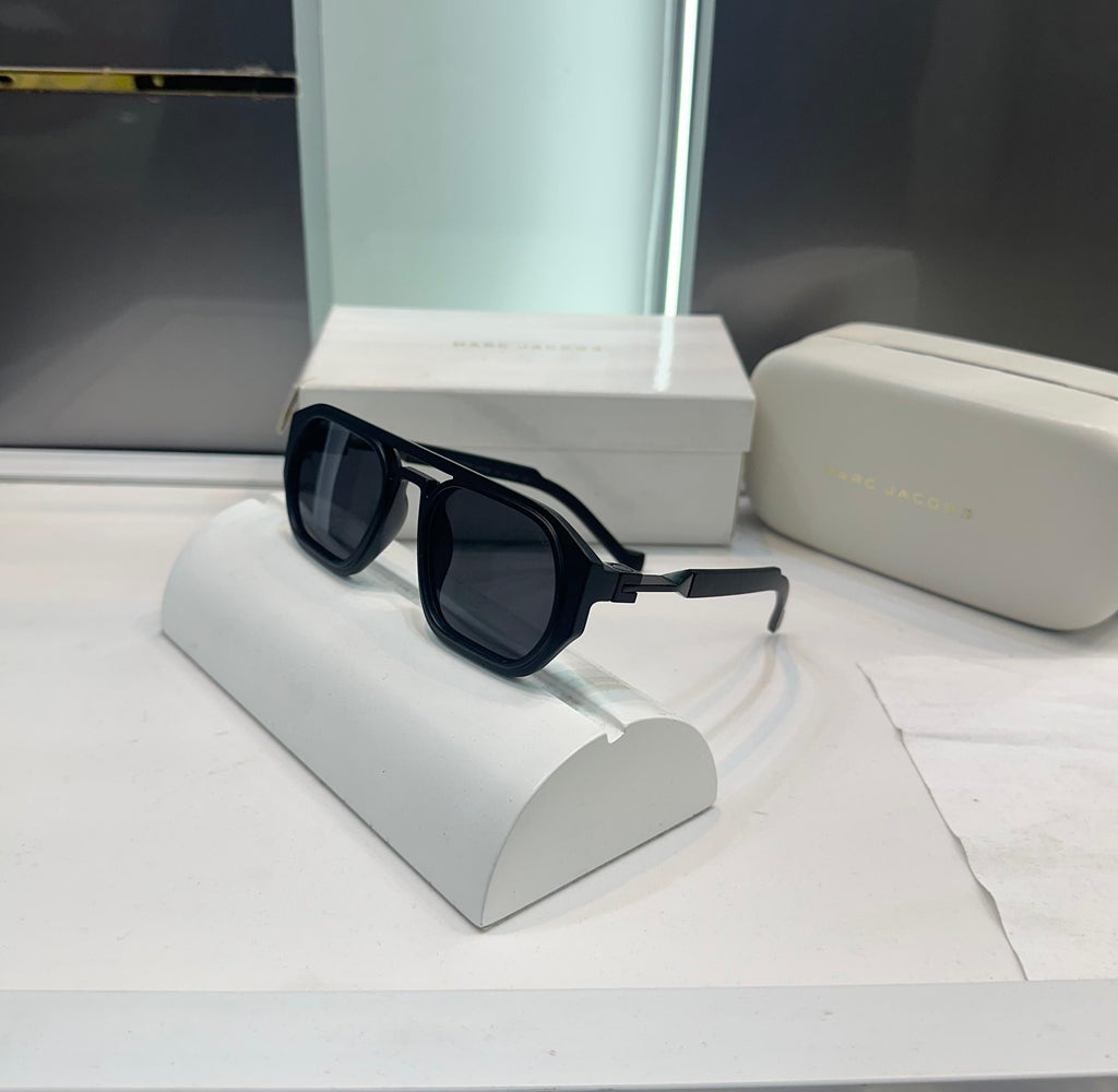 Marc Jacobs All Black Premium Shades 9026