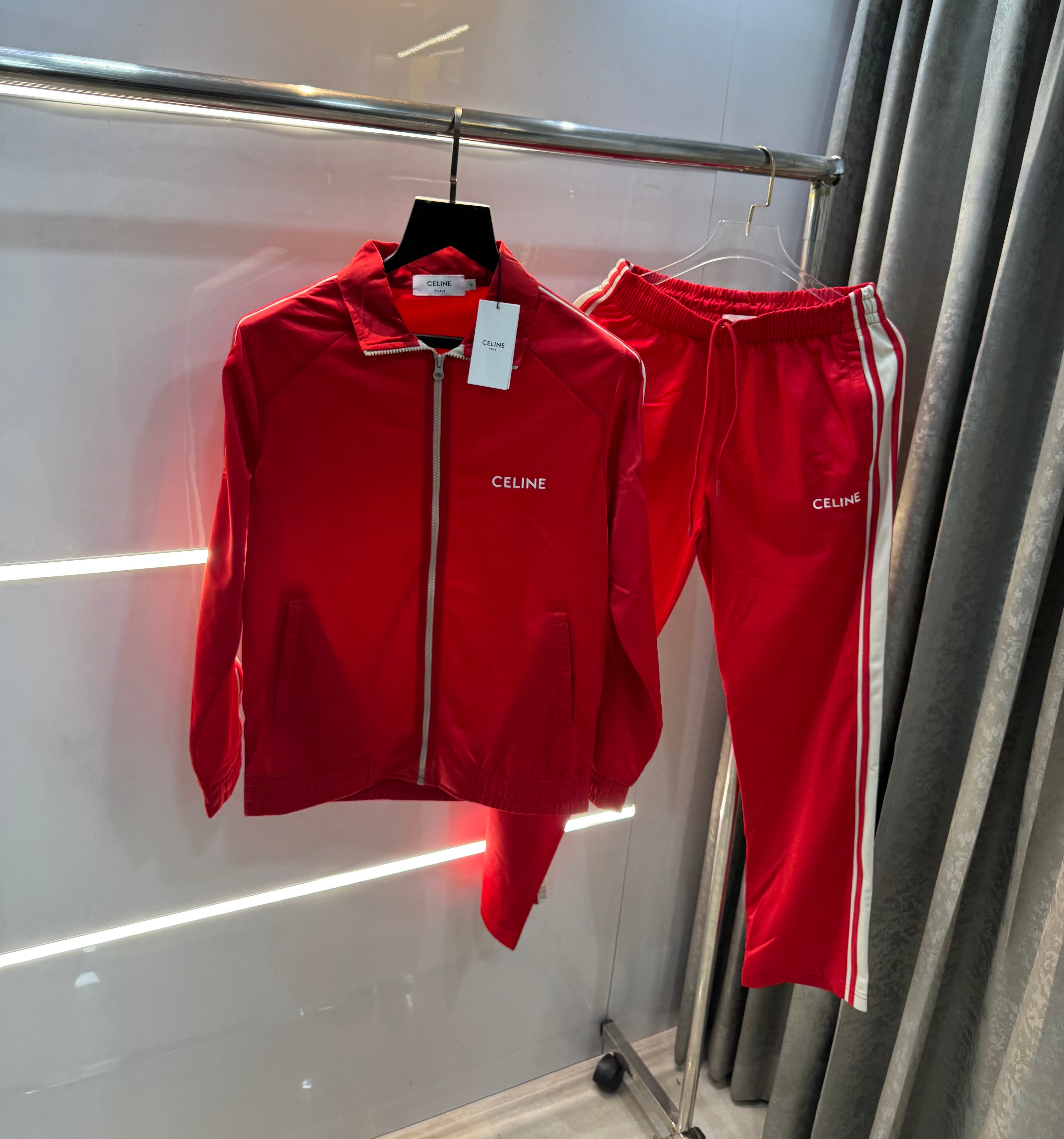 Celin e Red Embroidery Logo Imported Tracksuit Secondary image