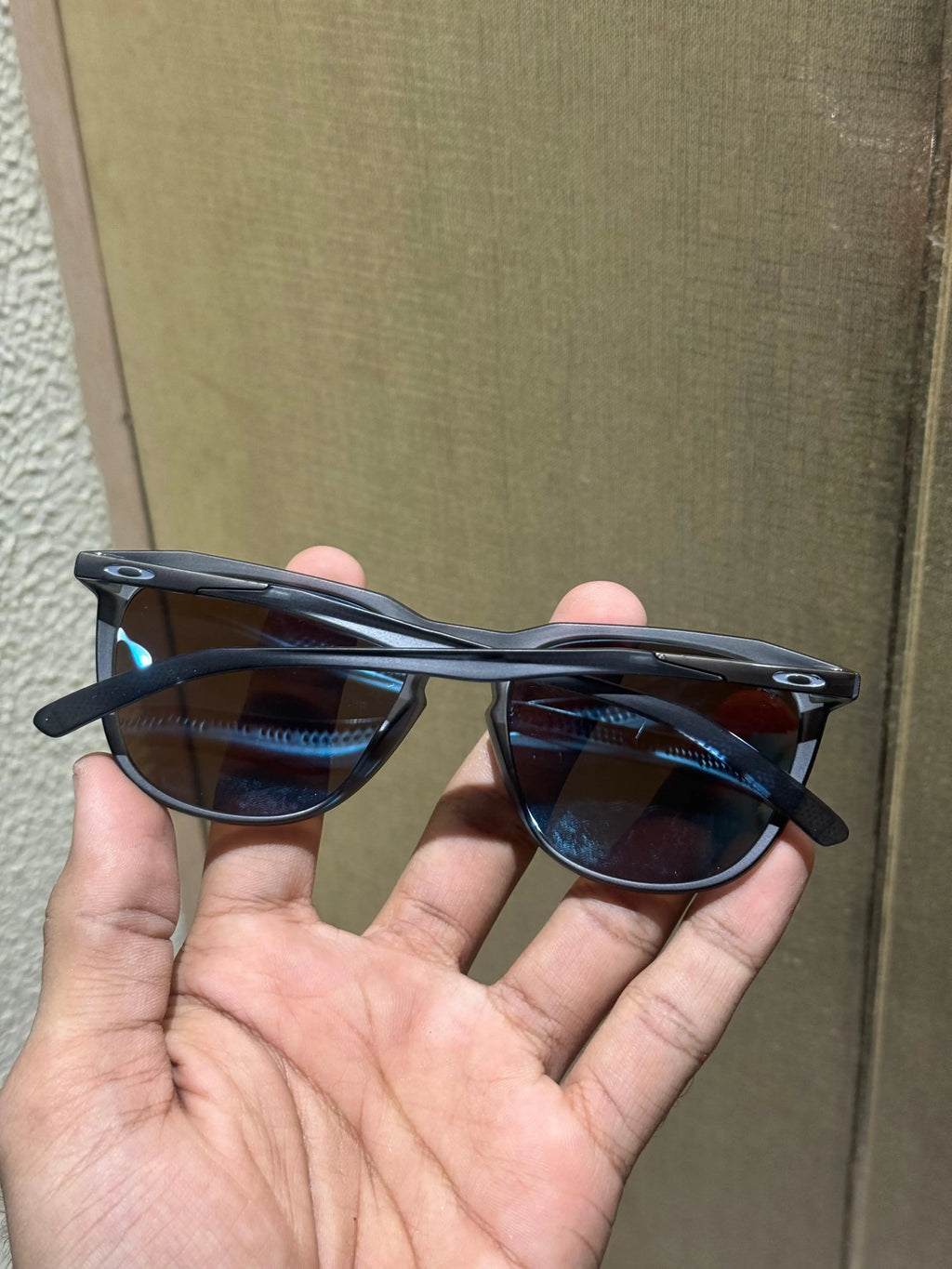 Oakle y Grey  Blue Premium Shade 4931
