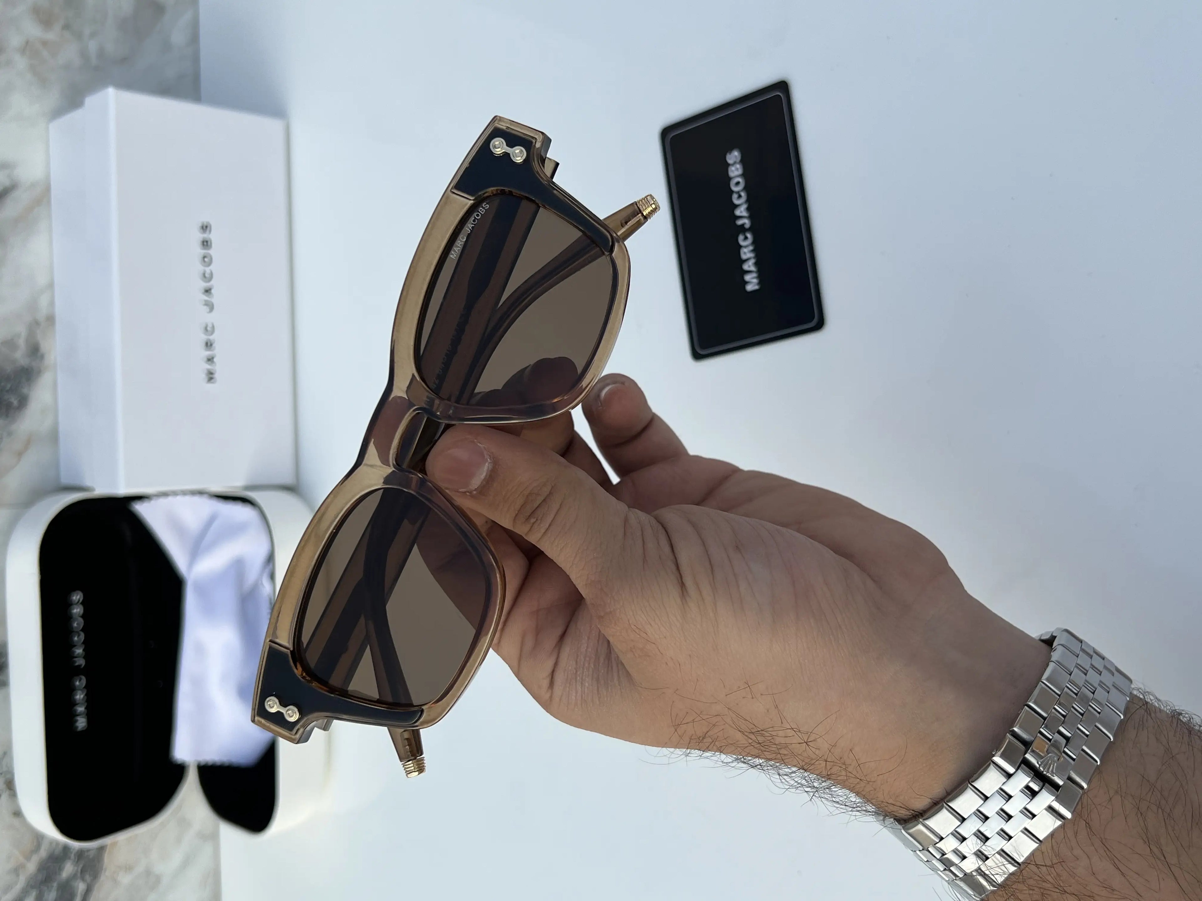 Marc_jacobs_1142_peach_brown