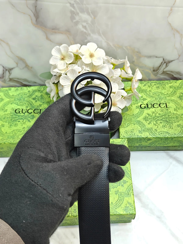 GUccI PREMIUM QUALITY REVERSEABLE BELT WITH OG BOx..