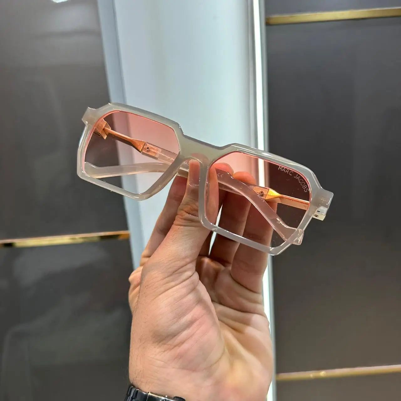 Marc Jacobs Grey Peach Premium Shades 8779
