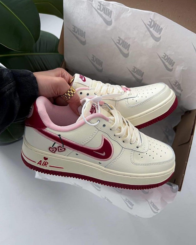 NIKE AIR FORCE 1 LOW VALENTINES DAY