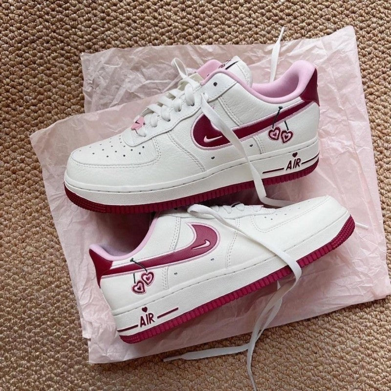 NIKE AIR FORCE 1 LOW VALENTINES DAY