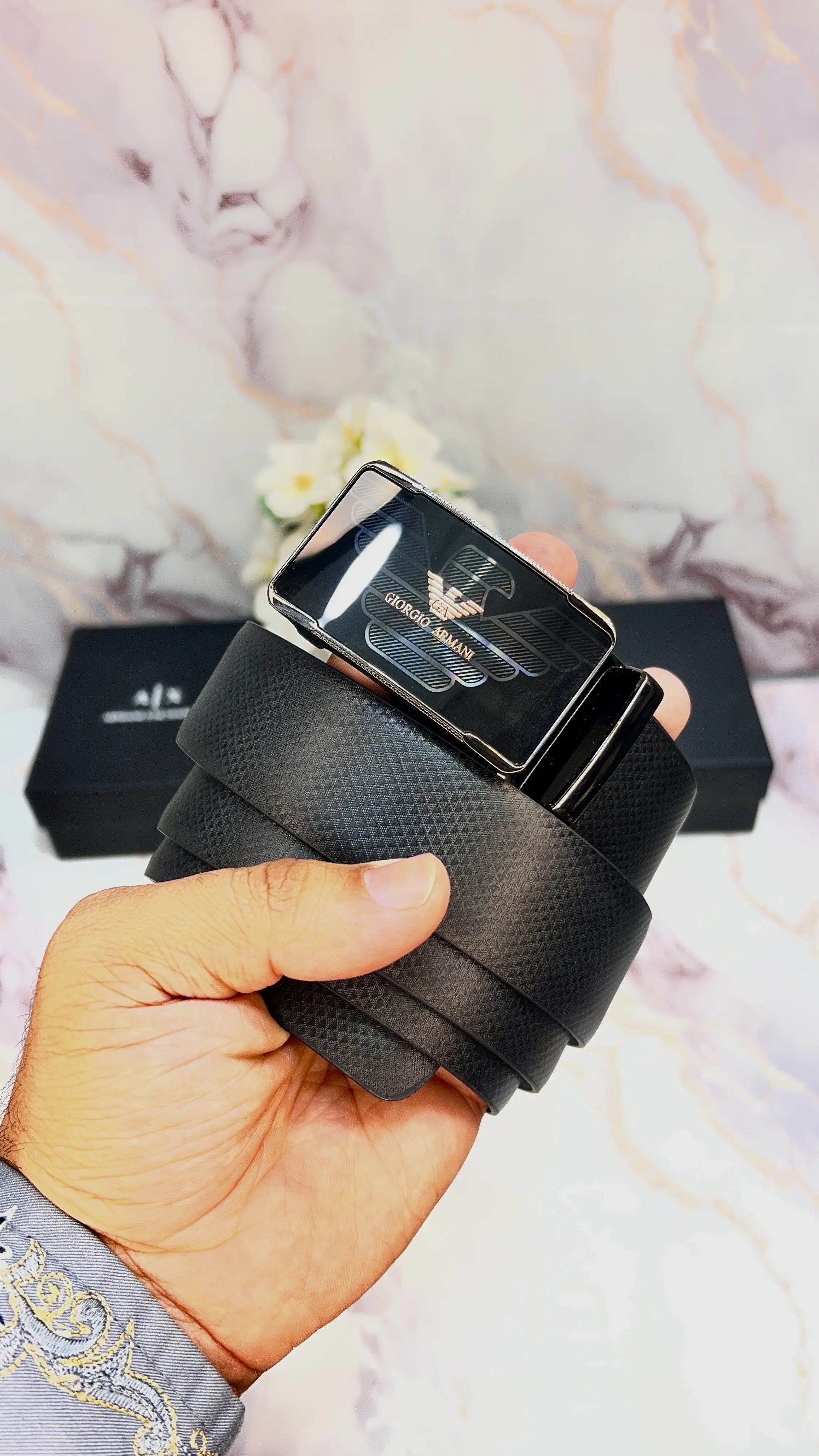 A_X aRM_ANI EXCHAGE PREMIUM QUALITY IMPORTED REVERSIBLE BELT WITH OG BOX AX-514 Main image