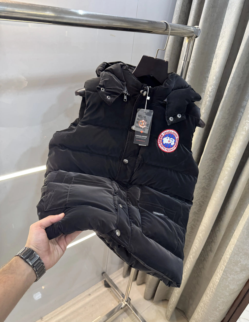 Canad a Goose Black Imported Puffer Jacket