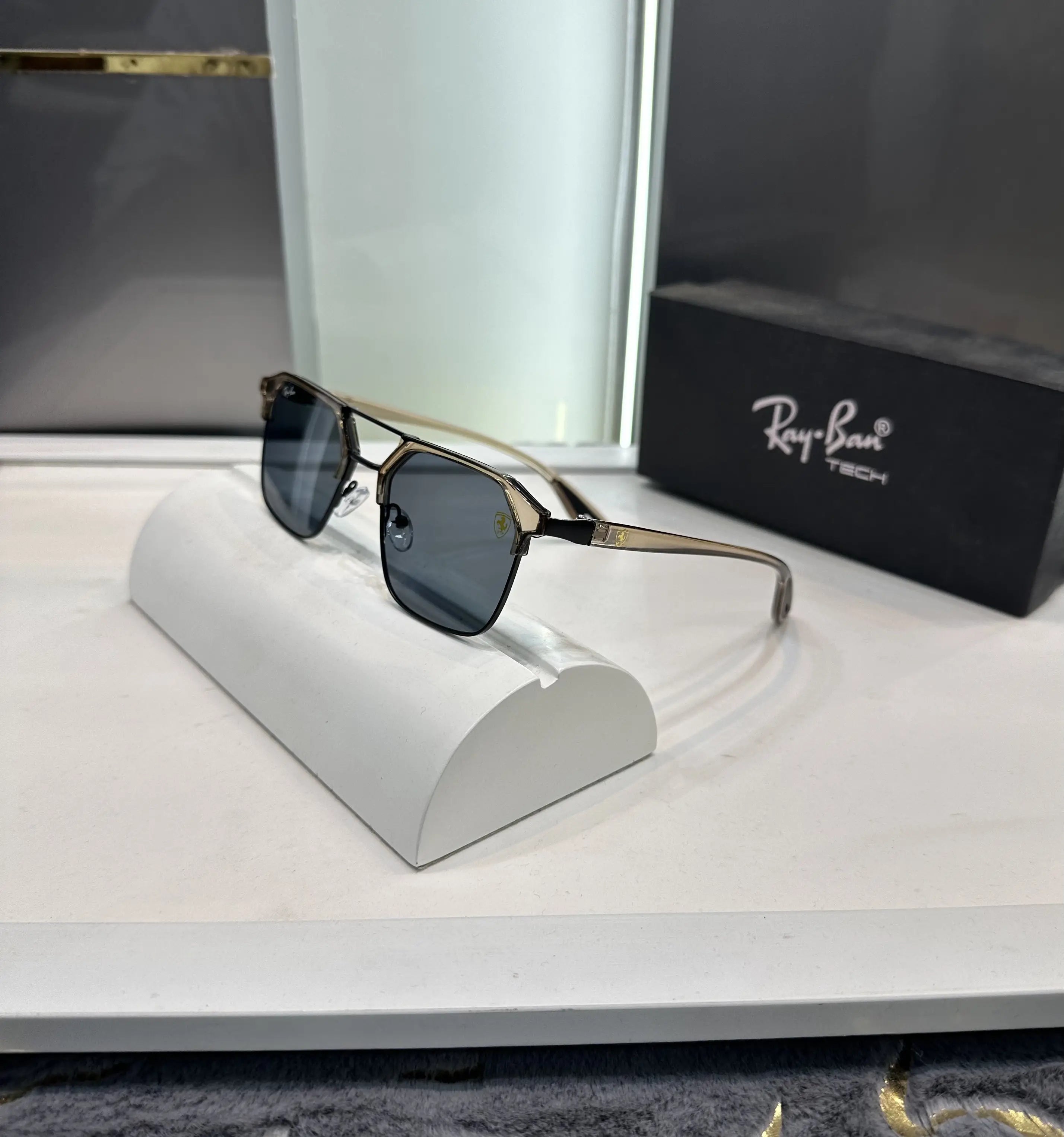 Ray  Ban Brown Black Premium Shade 04